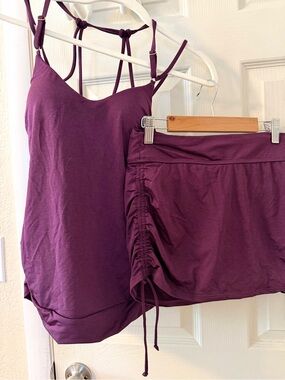 Athleta Swim Blousy Top w/Swim Skirt Plum Color, Size XXS